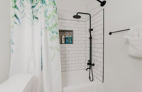 Settle Inn-- 10mi to Columbia, Mins to Lake Murray - Foto 28