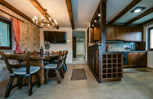 Holiday House Zrinski with Pool, Sauna & Jacuzzi - Foto 8