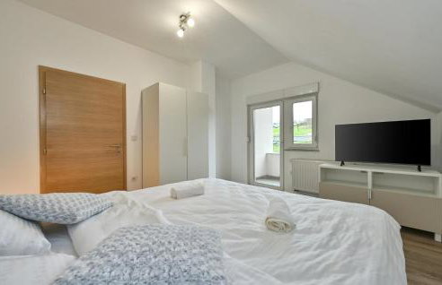 Lovely Home In Luzan Biskupecki - Foto 25