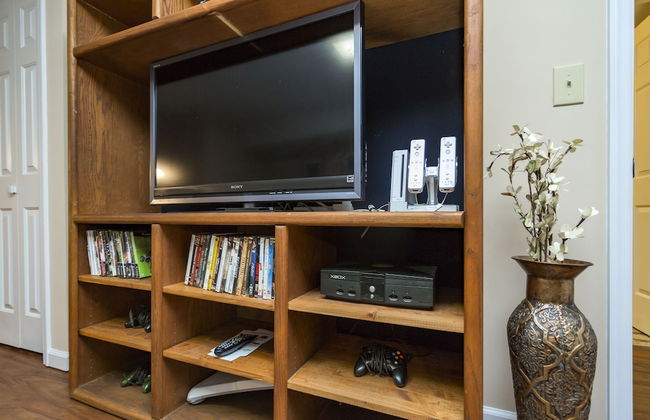 Grand Dream Vacation Home in Nashville 7+ beds! - Photo 27