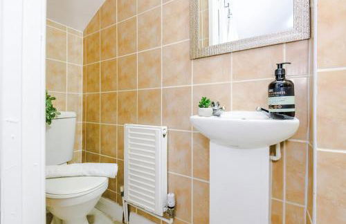 Jephsons Lodge Studio 9 - WiFi, 5 Mins Walk to Town Centre, Free Parking, Netflix, Prime & Disney - Foto 26