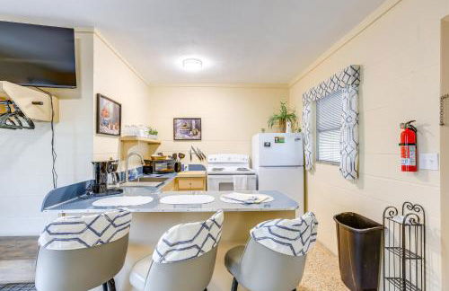 Lanai and Fire Pit Riverfront Studio in Chiefland! - Foto 10