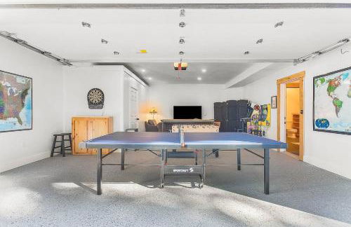 River Retreat w/hot tub, beach, game room - Foto 12