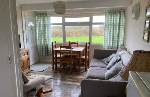 East Coast Chalets 300 Dog friendly at California Sands - Foto 25