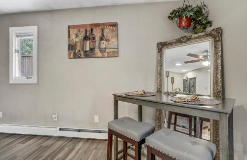 Red Rock Loft! Trails Apartment w BBQ & Fire Pit - Foto 16