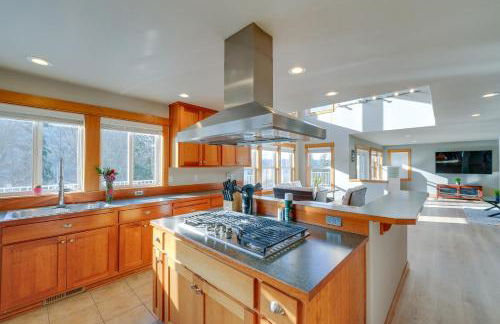 Stunning Mount Vernon Home with Big Lake Views! - Foto 12