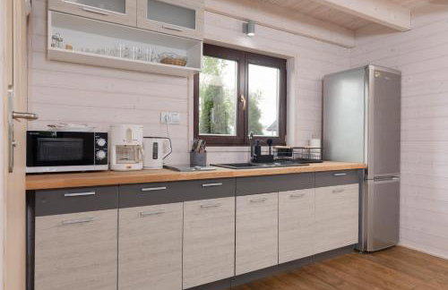 Domek z Ogrodem w Strzeżenicach by Noclegi Renters - Foto 9