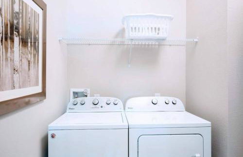 5 Suites DREAM House 5 min to Disney - Foto 17