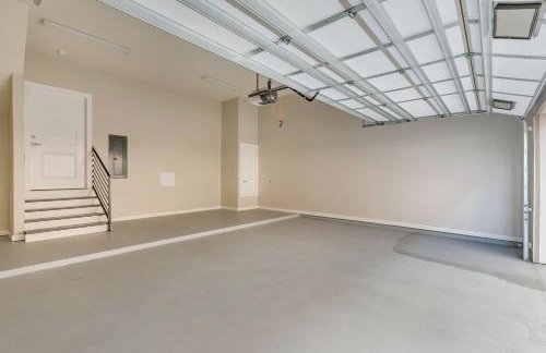 Modern 4BR Villas with Amenities - Photo 21