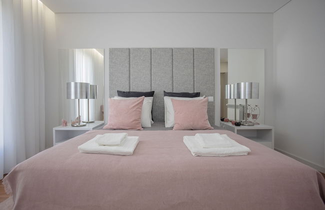 Liiiving - Luxury River View Apartment III - Photo 11