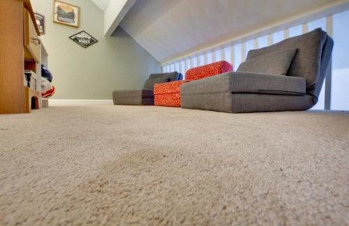 Steps to Sugar Mountain! Condo w/ Furnished Deck - Foto 16