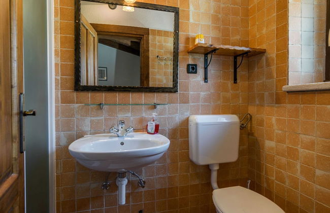 Spacious Villa in Tinjan With Pool - Foto 13