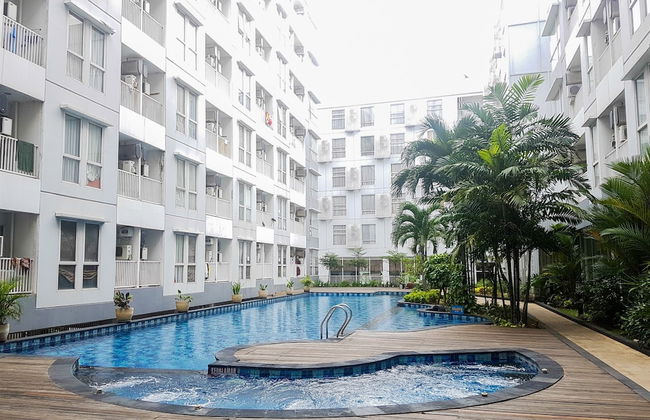 Cozy Studio Apartment at Tamansari Skylounge near Soetta Airport - Foto 13