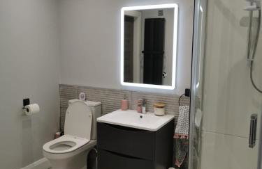 Modern 3-bed Apartment in Magherafelt Sleeps 8 - Foto 41