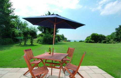 Sea-view Apts Ferry Savings - Photo 7