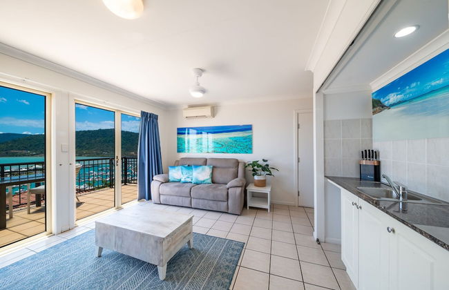 Martinique Whitsunday - Photo 48