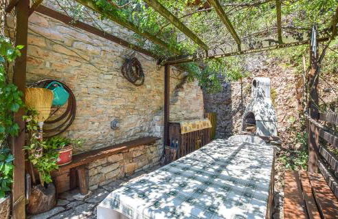 Amazing Home In Lamon With Wifi - Foto 10