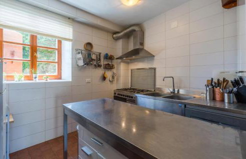 Beautiful Home In Buje With Wifi - Foto 5