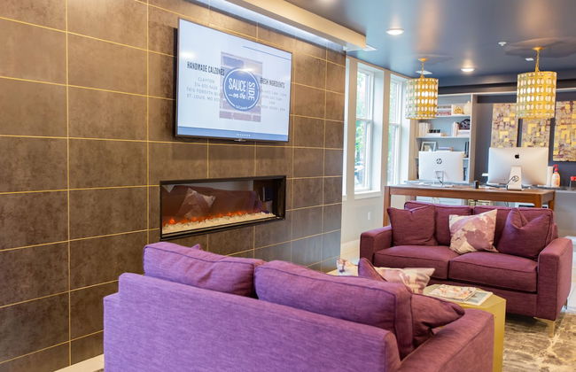 Kasa Forest Park St. Louis - Photo 3