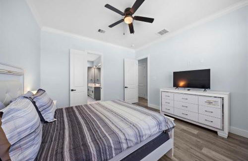 Beachside Serenity - Photo 16