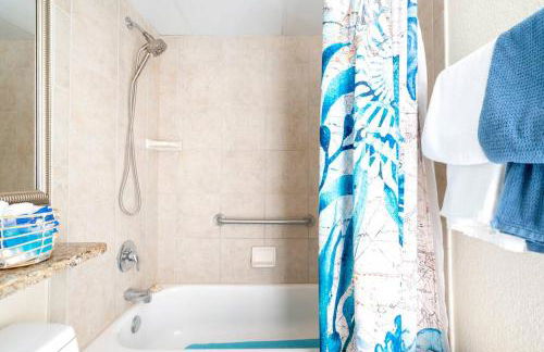 GypSEA Blu Beach Condo Steps to the Beach - Foto 23