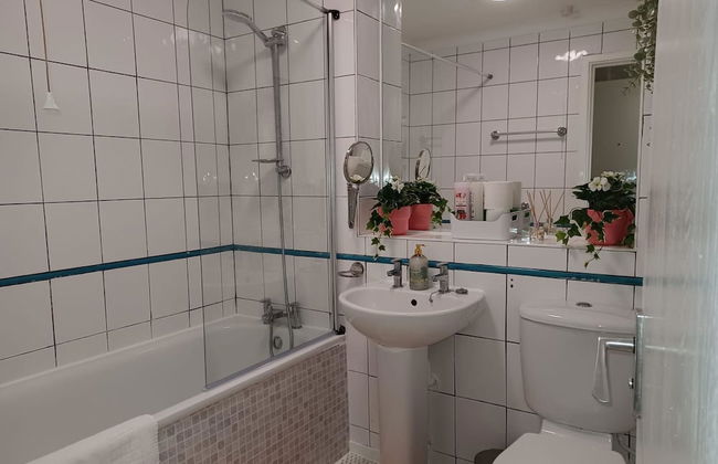 Green Door Malt - Huku Kwetu - Foto 11