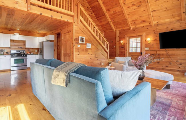 Secluded w/ Deck Views, Hot Tub, & Ping Pong Hudson in the Berks by Avantstay - Foto 10