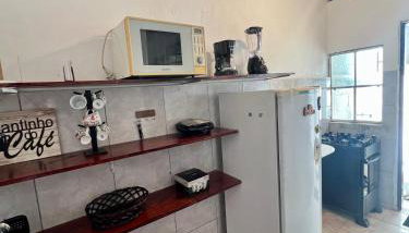 Casa estilo chale dúplex com 3 quartos, churrasqueira, balanço, chuveirão e a uma quadra da praia - Foto 5