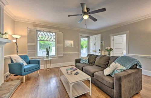 Bright Greensboro Escape about 1 Mi to Downtown - Foto 4