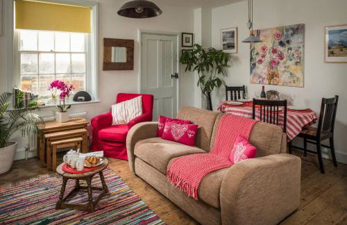 Coastguards Beach House - Photo 7