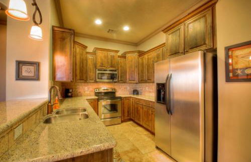 B11-Red Cliff Suite-Second Floor 3-bedroom Sunset view - Foto 22