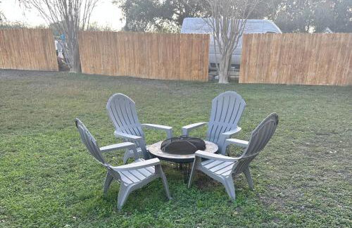 Schertz Country Farmhouse on 1 acre with Gameroom - Foto 10