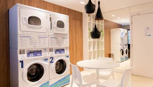 Em frente ao metrô Luz Lindo e Confortável - Foto 2