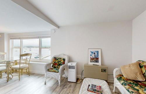 Ocean Breeze Condo - Foto 9