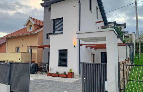 Apartment Maksimir Yard Zagreb - Foto 1