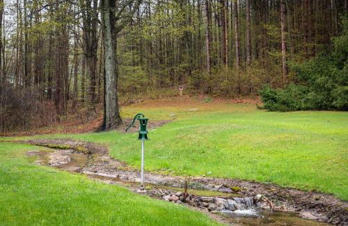 Cedar Creek Cottage Close to Downtown Traverse City Beaches and the TART Trail - Foto 49