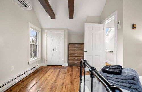 2BR Home|Downtown Rockport w/parking|Walk 2 Ocean - Foto 22