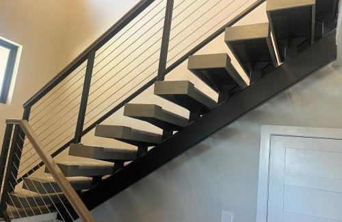 4 bd Ski Villa with Hot Tub and Bunk Room by lake! - Foto 12