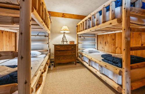 The Lakehouse at The Dunn Compound on the Lake - Foto 27