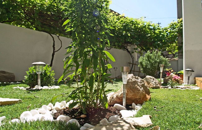 Step Away From The Beach 1-bedroom Apartment Lolov - Photo 17