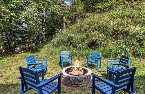 Spacious Mountain Retreat with Bonus Game Room Near Asheville, Barnardsville, NC - Foto 3