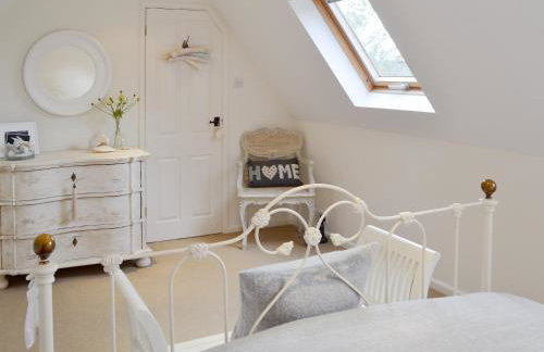 Brookside Cottage - Photo 9