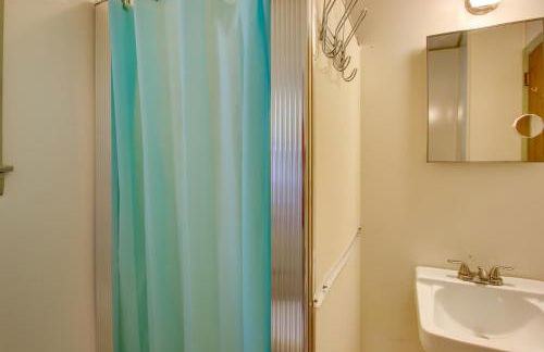 The Birches Raymond Getaway with Beach and Boat Dock - Foto 14