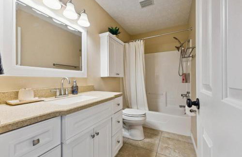 Hoosier Estate - Steps to IU - Photo 26