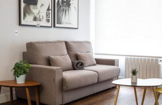 Apt nuevo! 2 hab, baño doble, garaje, Metro a 200m - Photo 1