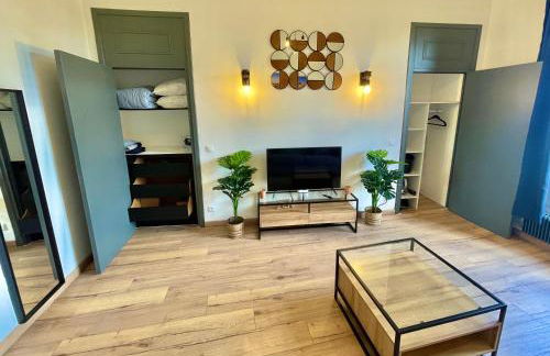 " Studio 5ème Ciel " Vue - Centre Ville - Wifi - Foto 8