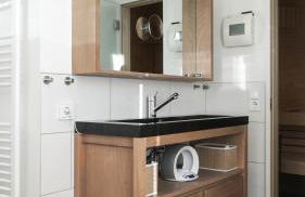 Ferienhaus direkt am See - Kamin, Klima, Sauna und Boot - Foto 18