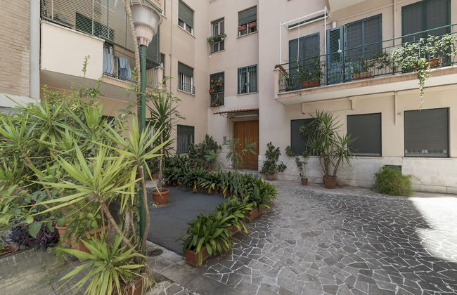 San Giovanni Apartment with Balcony - Foto 25