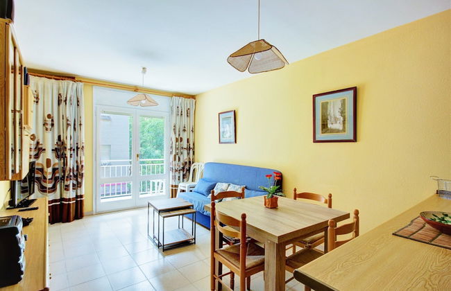 Romantic Apartment With View - Photo 12