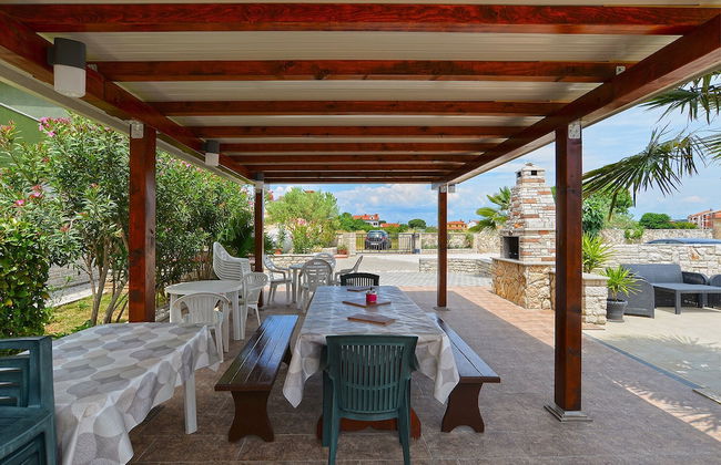 Apartment 1376 - Photo 67